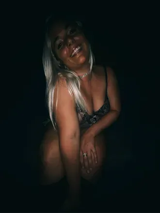 OnlyFans account  magsbbby header 2