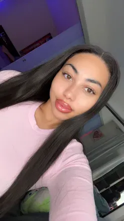 OnlyFans account  siennlaurent avatar 1