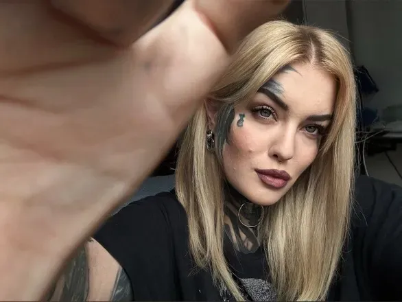 OnlyFans cuenta eva_grimm avatar 1