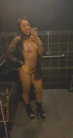 OnlyFans cuenta nelly12398 avatar 1