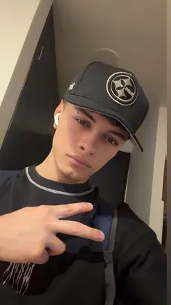 OnlyFans account  diiavoloh avatar 1