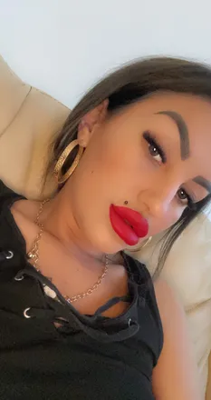 OnlyFans cuenta izabell123 header 2