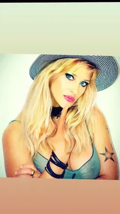 OnlyFans cuenta viky2viky avatar 1