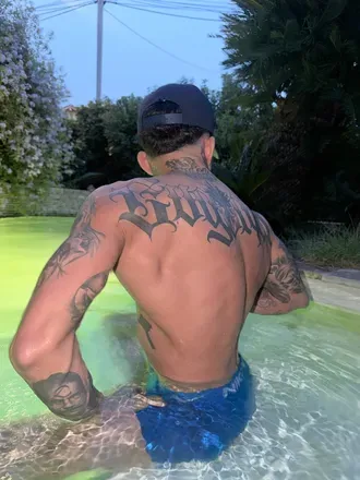 OnlyFans account  asthon_scoth avatar 1