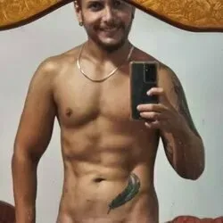 OnlyFans cuenta alexram19 avatar 1