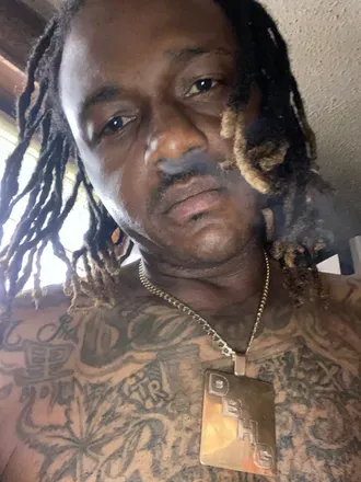 OnlyFans account  ddtroy avatar 1