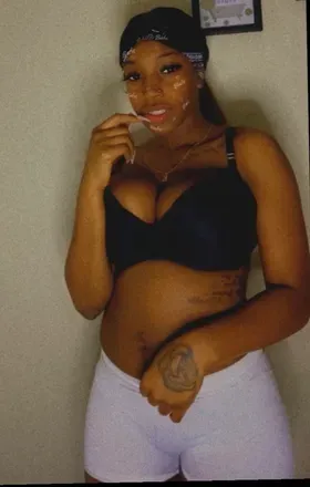 OnlyFans cuenta kiyaa.marie header 2