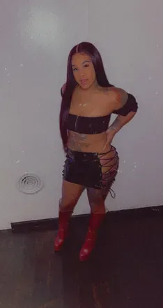 OnlyFans cuenta redbonelaurennn avatar 1