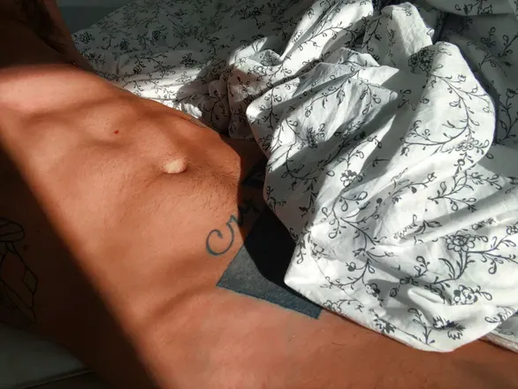 OnlyFans account  keltzaron avatar 1