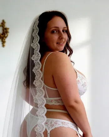 OnlyFans account  marriedslvtfree avatar 1
