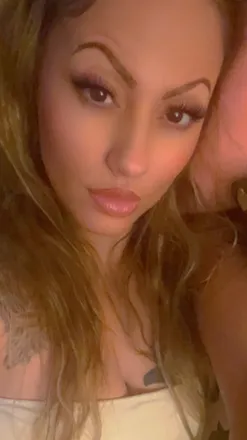 OnlyFans account  sosweetsedez header 2