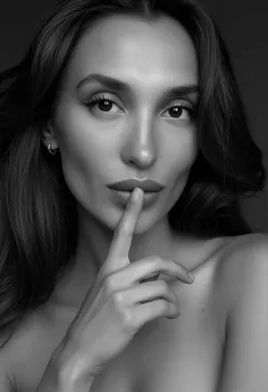 OnlyFans cuenta elaravieri avatar 1