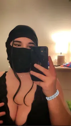 OnlyFans account  annelizee avatar 1