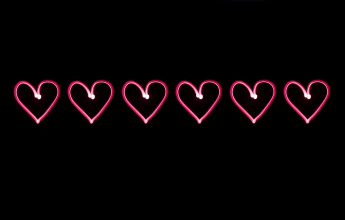 OnlyFans cuenta prettyblackheartthrobb header 2