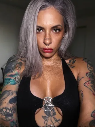 OnlyFans of vanptattoo