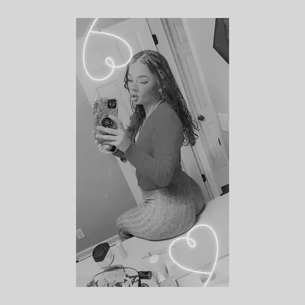 OnlyFans account  kennaluvvv header 2