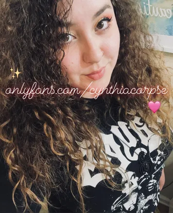 OnlyFans cuenta cynthiacorpse header 2