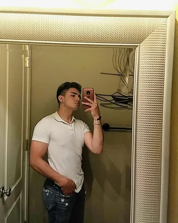 OnlyFans cuenta hornyboy0305 header 2