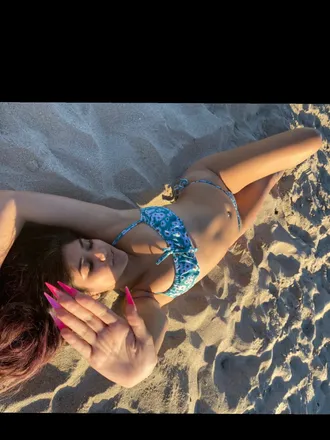 OnlyFans cuenta prettynpinkv header 2