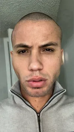 OnlyFans account  big12loving avatar 1
