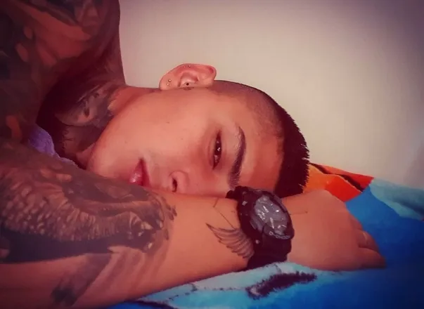 OnlyFans cuenta pizzaguyxxx header 2