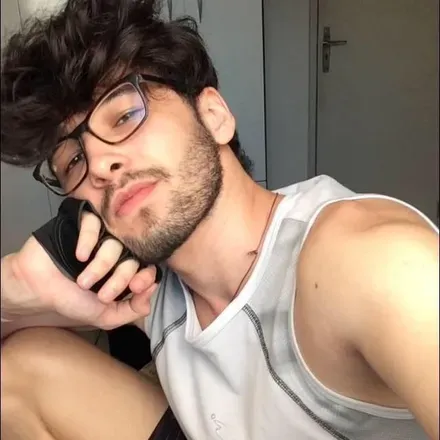 OnlyFans account  u165493613 avatar 1