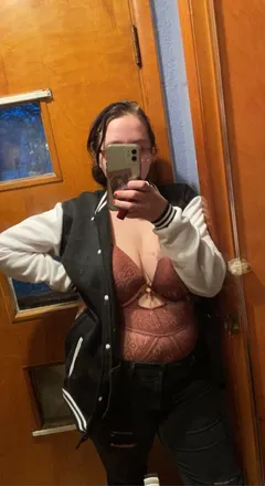 OnlyFans cuenta laceykeeling-1 header 2