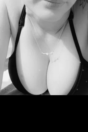 OnlyFans account  luscious_nicole header 2