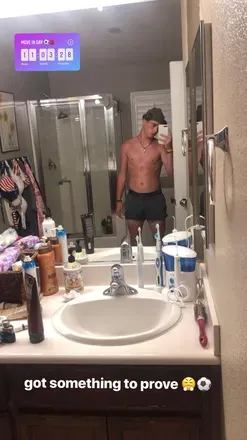 OnlyFans cuenta saint1027 avatar 1