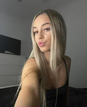 OnlyFans account  sxcsophiee avatar 1