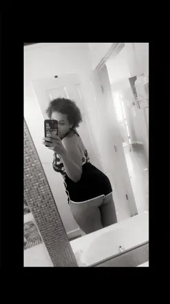 OnlyFans cuenta thickmamacarmelbaby avatar 1