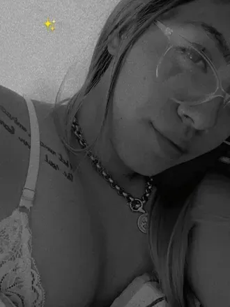 OnlyFans account  luum02 avatar 1