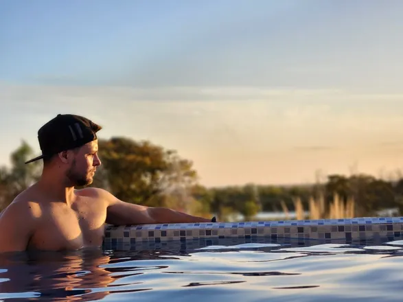 OnlyFans cuenta tuxedowask header 2