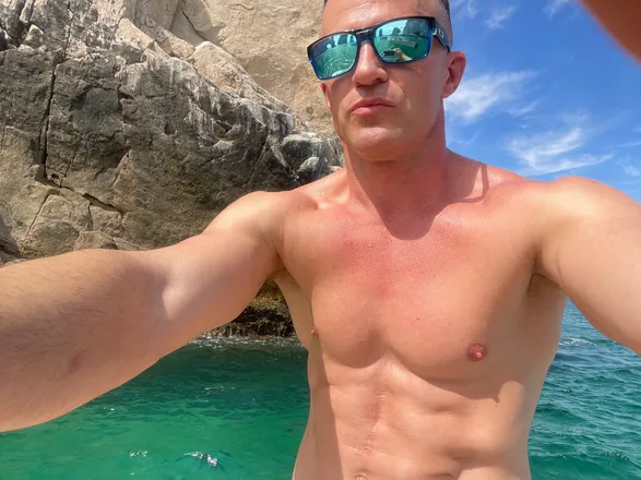 OnlyFans cuenta holetrainercom header 2