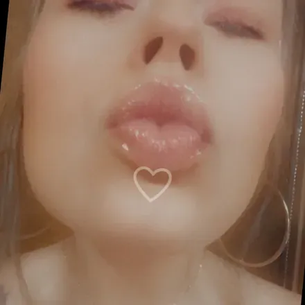 OnlyFans cuenta prettylittlegoddess33 avatar 1
