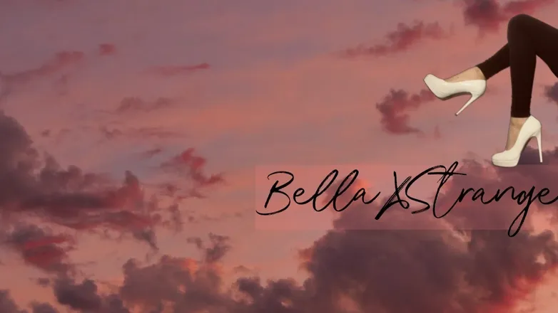 OnlyFans cuenta bellaxstrange header 1