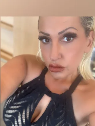 OnlyFans of sashadahl69