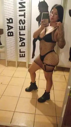 OnlyFans account  pariss77777 header 2