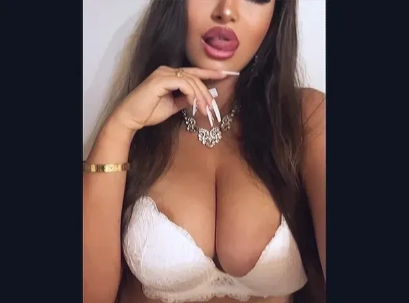 OnlyFans de royalnectarine