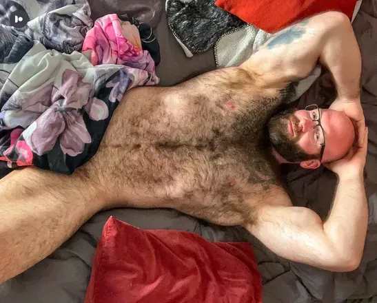 OnlyFans cuenta hairymusclebear header 2