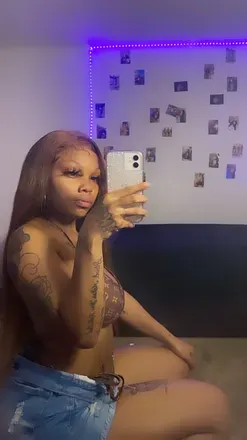 OnlyFans cuenta thareslguttaass avatar 1