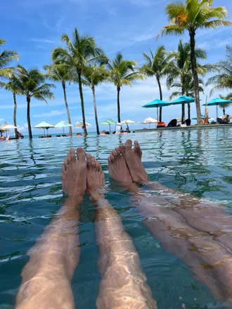 OnlyFans cuenta xxfeetcouple header 2