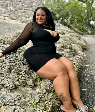 OnlyFans cuenta onlybootiegame header 2