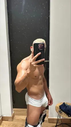 OnlyFans cuenta aandres.castillo avatar 1
