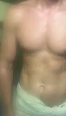 OnlyFans account  htuvuy avatar 1
