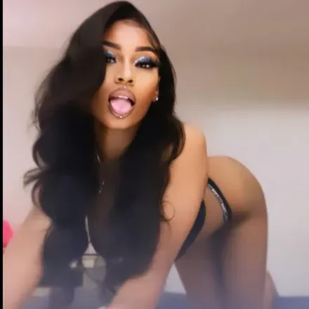 OnlyFans cuenta foreignnniamm avatar 1