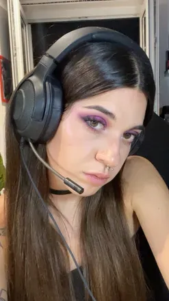 OnlyFans account  eevee5 avatar 1