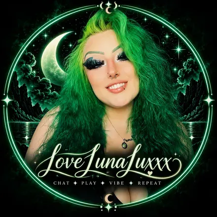 OnlyFans of lovelunaluxxx
