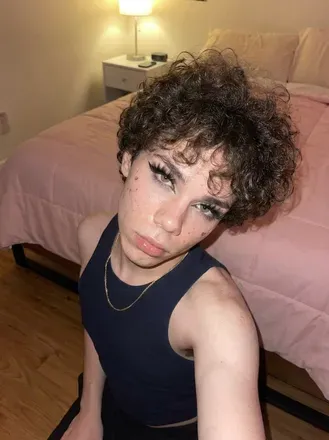 OnlyFans account  gio.doll avatar 1