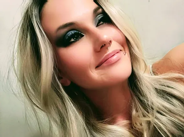 OnlyFans account  raritymarie96x avatar 1